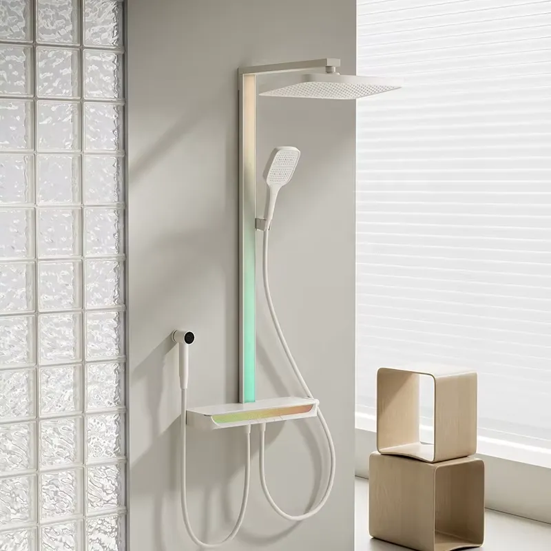 Spa & Wellness Zámeček Petrovice - Conjunto de Chuveiro Digital de Latão